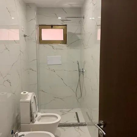 酒店 Besa Shëngjin