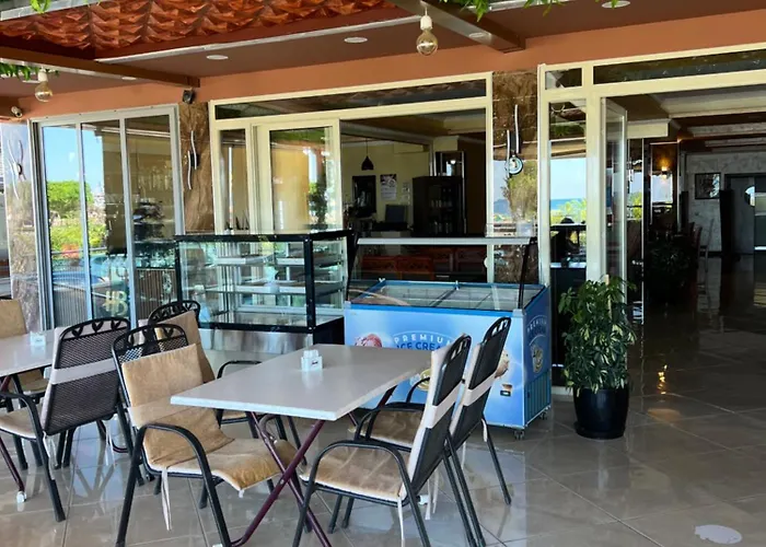 Hotel Besa *